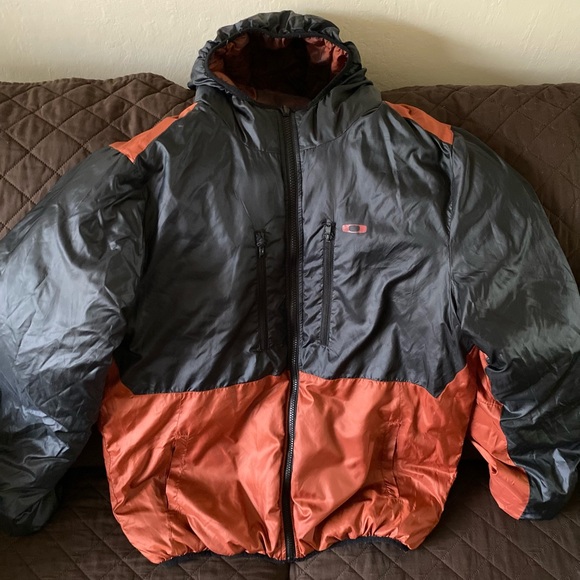 Oakley Vintage Reversible Puffer - Picture 3 of 4